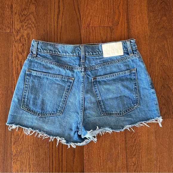 GRLFRND Charlie Low Rise Baggy Cut Off Shorts size 27 - Picture 5 of 10